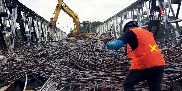 Bikin Macet Ketua DPRD Pati Minta Perbaikan Jembatan Juwana Dipercepat