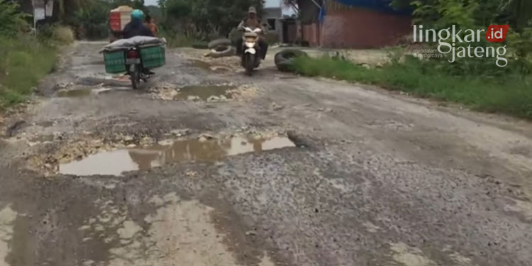Jalan Rusak Sukolilo Prawoto Pati Tak Kunjung Diperbaiki Warga Siap Demo