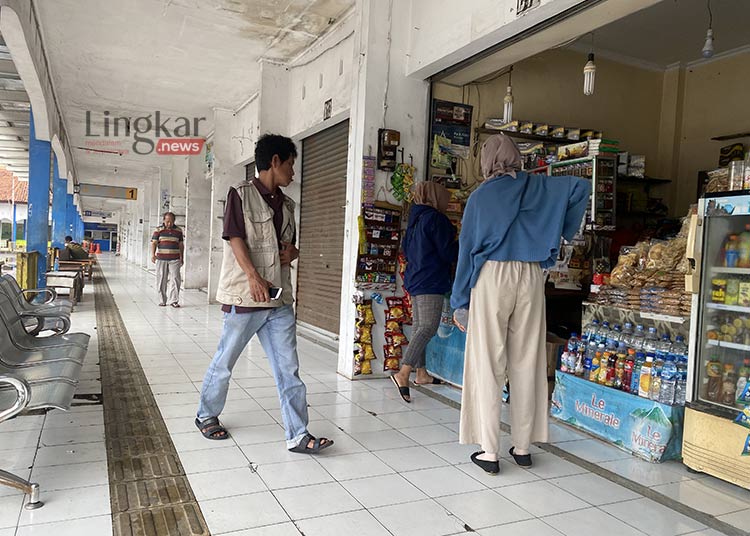 Usai Tergenang Banjir Terminal Jati Kudus Kembali Dibuka