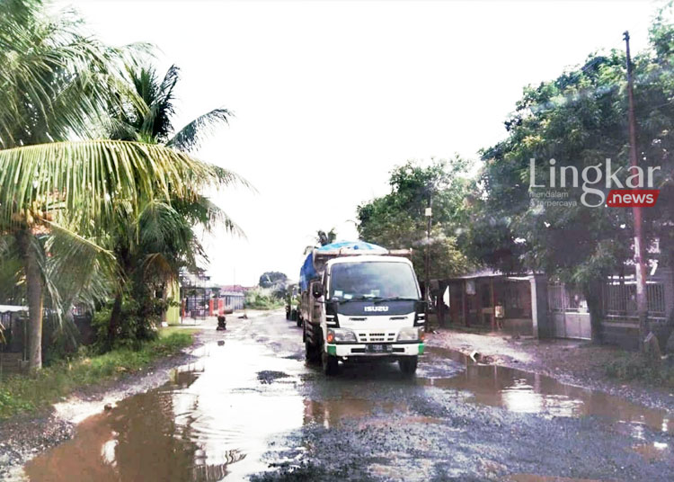 Butuh Penanganan Segera Sejumlah Ruas Jalan Provinsi di Rembang Rusak