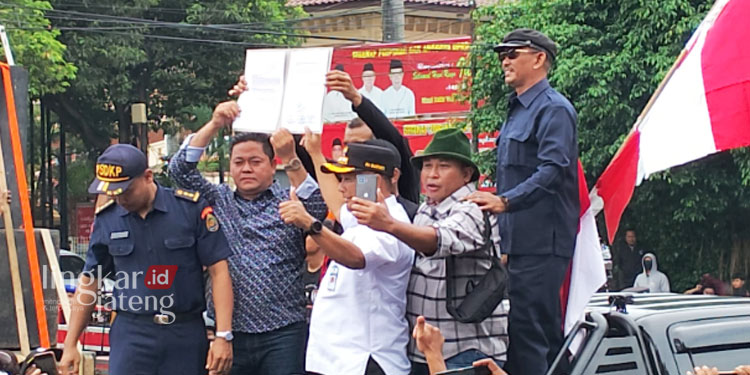 Pj Bupati Pati Janji Kawal Tuntutan Demo Nelayan Pati ke Kementerian