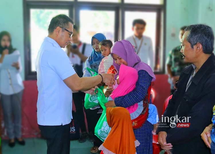 Tangani Stunting Pemkab Kudus Bagikan Bantuan Pangan untuk 2.917 Anak