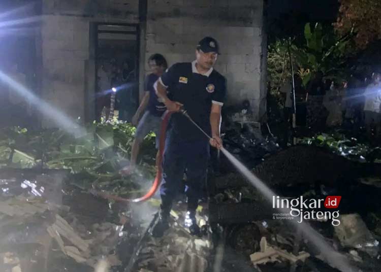 Tabung Gas Bocor Diduga Picu Kebakaran di Pati 1 Rumah Warga Hangus