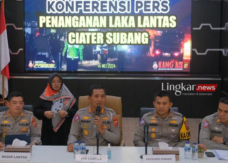 Konferensi pers penanganan kecelakaan di Ciater Subang