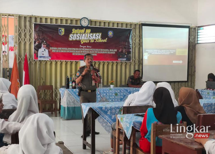 Satpol PP Goes to School Terus Digencarkan ke Pelajar Demak