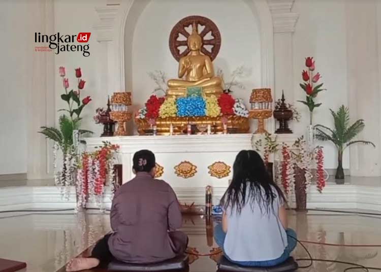 Umat Budha di Pati rayakan Waisak