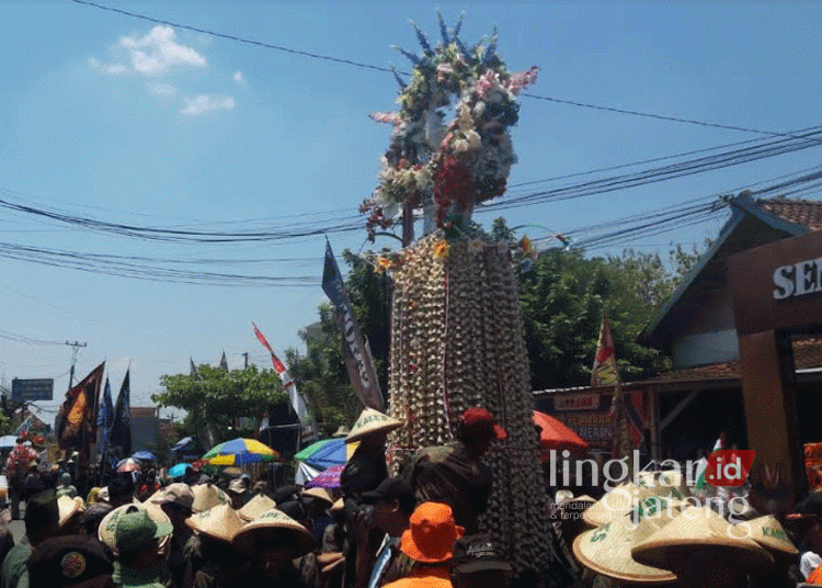 Tradisi Meron di Sukolilo Pati